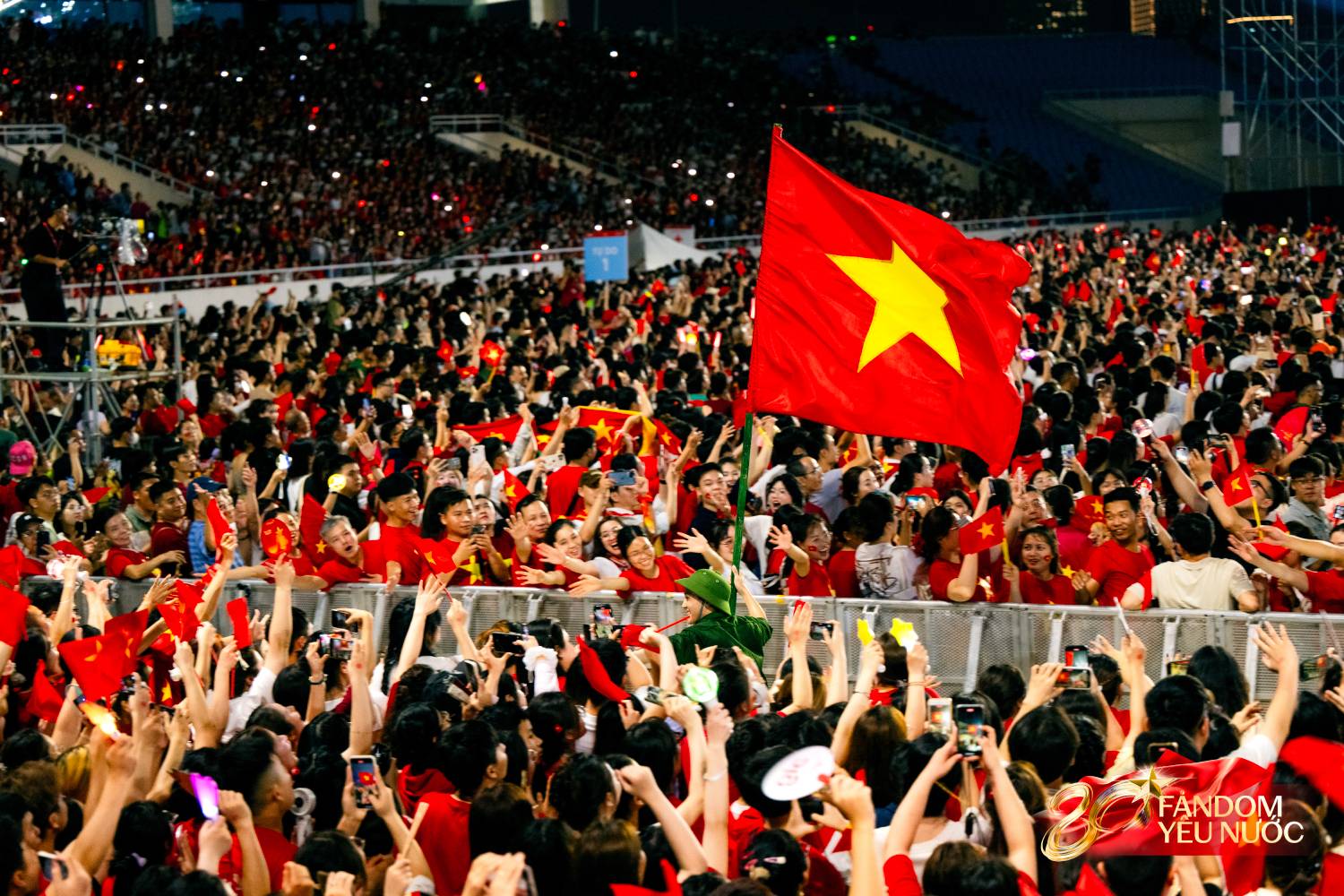 Những hình ảnh không thể quên trong Concert Quốc Gia ở sân Mỹ Đình- Ảnh 13.
