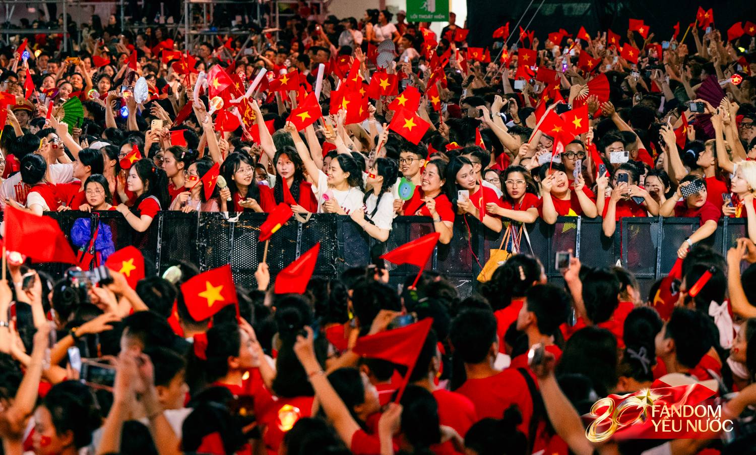 Những hình ảnh không thể quên trong Concert Quốc Gia ở sân Mỹ Đình- Ảnh 10.