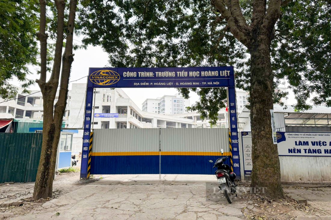 Trường Tiểu học CÔNG LẬP hàng trăm tỷ đồng này sắp xây xong, đã to đẹp còn có sân bóng đá, bóng rổ xịn xò!- Ảnh 1.