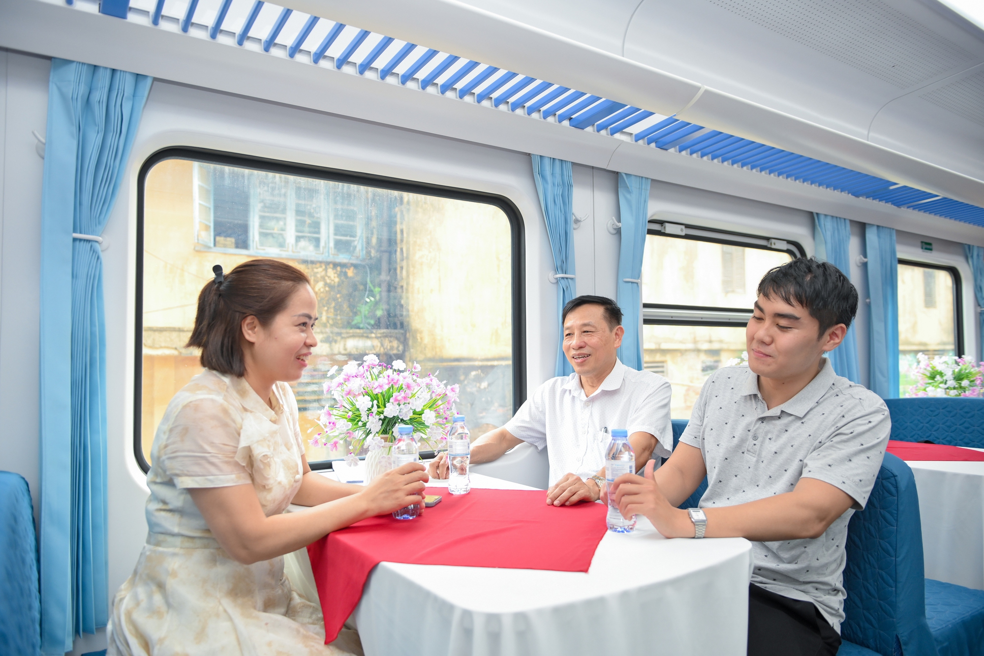 Khám phá "chuyên cơ mặt đất" sang trọng của Việt Nam- Ảnh 7.