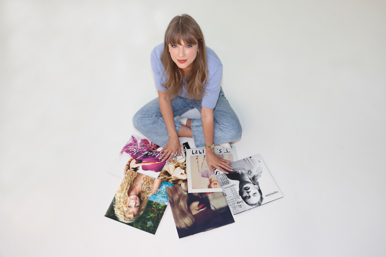 Hơn cả 1 album mới, Taylor Swift cùng bạn trai cầu thủ tuyên bố tin trọng đại!- Ảnh 5.