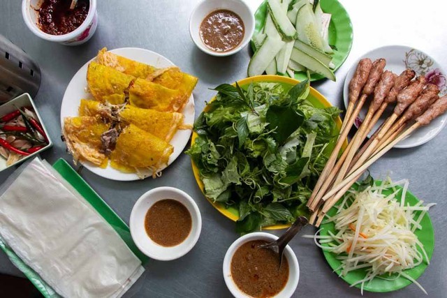 Khách Tây thốt lên: Việt Nam có 2 món bánh ngon ngoài sức tưởng tượng, đã thế giá lại cực "mềm"- Ảnh 3.