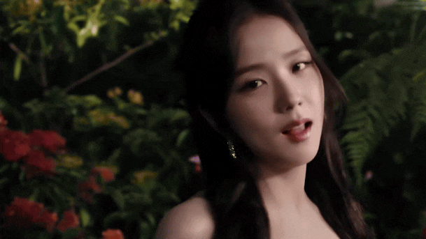 Thành viên đẹp nhất BLACKPINK rất xinh nhưng sao “sến” như quảng cáo năm 2000 thế này?- Ảnh 4.
