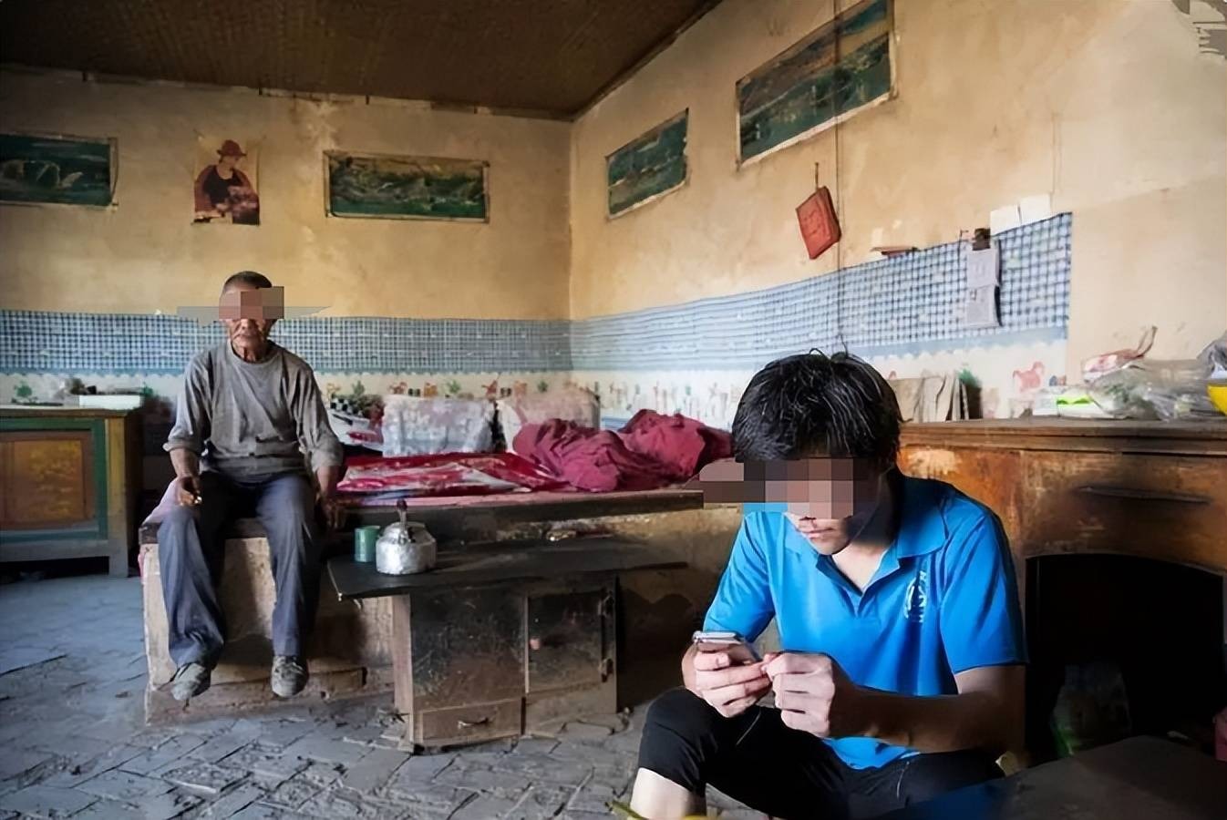 Bị cậu ruột từ chối cho vay 3,6 triệu đóng học phí, cả làng giúp gom trong một đêm: 20 năm sau, chàng trai quay về khiến ai cũng khóc- Ảnh 1.