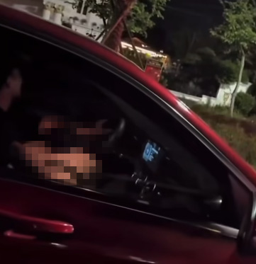 Vụ "clip đôi nam nữ thân mật trong xe Mercedes" ở Ninh Bình: Sở Văn hóa Thể thao vào cuộc- Ảnh 1.