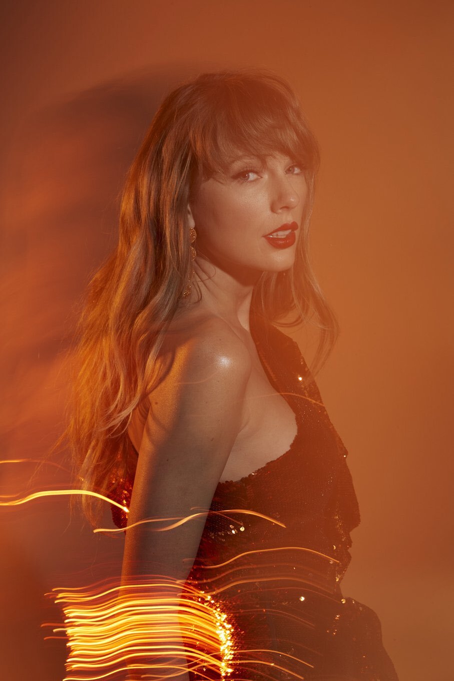 Hơn cả 1 album mới, Taylor Swift cùng bạn trai cầu thủ tuyên bố tin trọng đại!- Ảnh 6.
