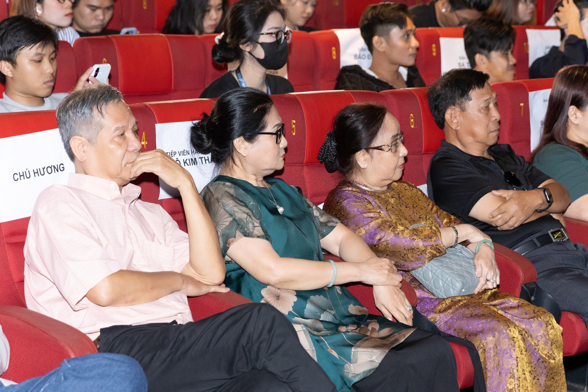 Chuyện chưa kể về vụ cướp máy bay chấn động Việt Nam, xem thước phim tái hiện còn rùng mình hơn- Ảnh 2.