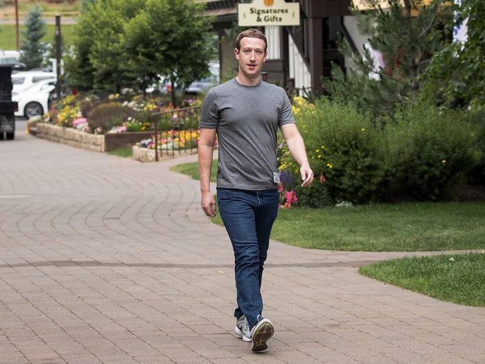 Mark Zuckerberg "ăn chơi" cỡ nào?- Ảnh 1.