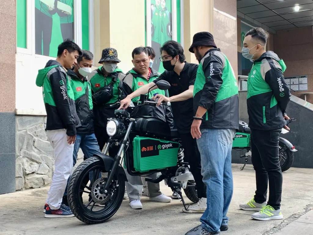 VinFast, Selex, Dat Bike, Yadea, Pega... đang làm gì với xe máy điện trong cuộc chạy đua logistics xanh?- Ảnh 4.