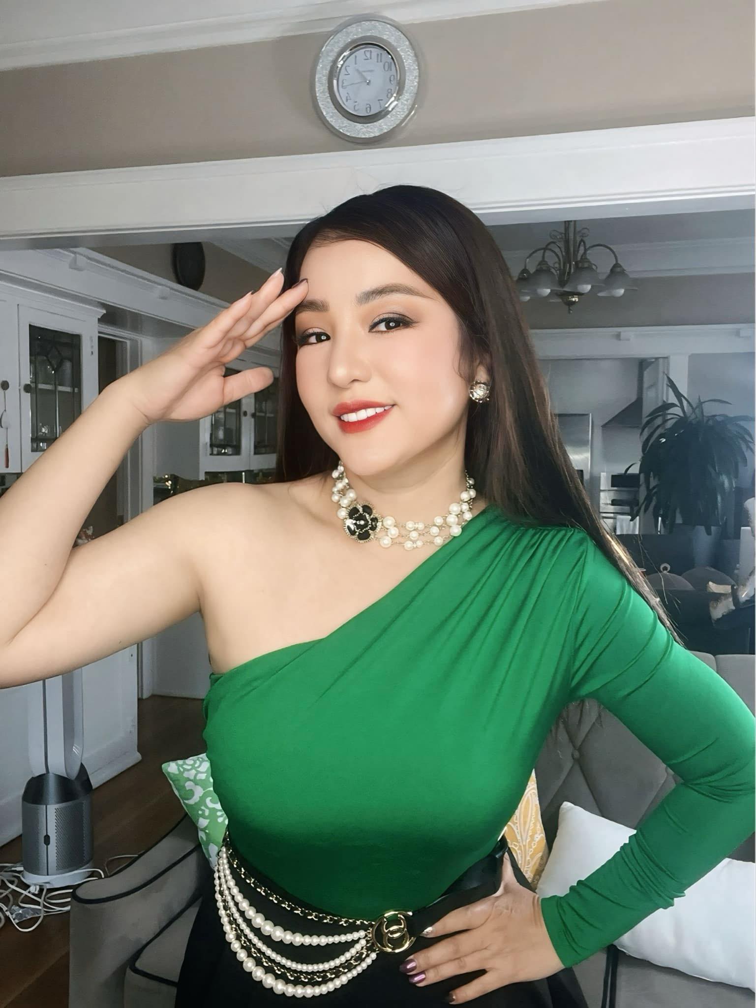 Nữ nghệ sĩ là mẹ đơn thân, một mình nuôi con trong biệt thự 30 tỷ, U50 không lấy chồng- Ảnh 2.