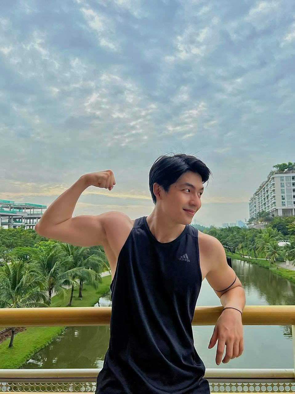 Mỹ nam Việt đang được truy tìm ở Campuchia: Đẹp trai xuất chúng, nhìn tới body còn khó thở hơn- Ảnh 5.