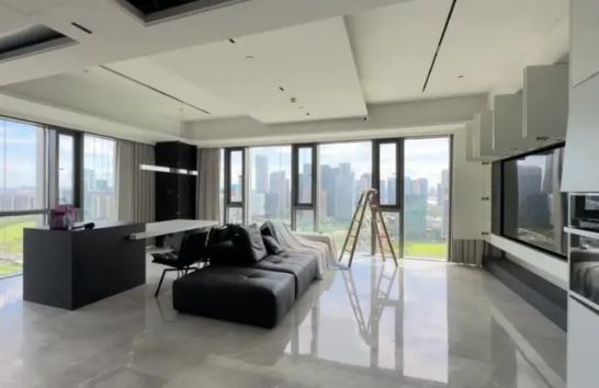Người phụ nữ chi 54 tỷ đồng mua chung cư 200 m2, 2 năm ở được vì điều hòa "nóng như xông hơi", chủ đầu tư phản hồi: "Không có dấu hiệu bất thường"- Ảnh 3.