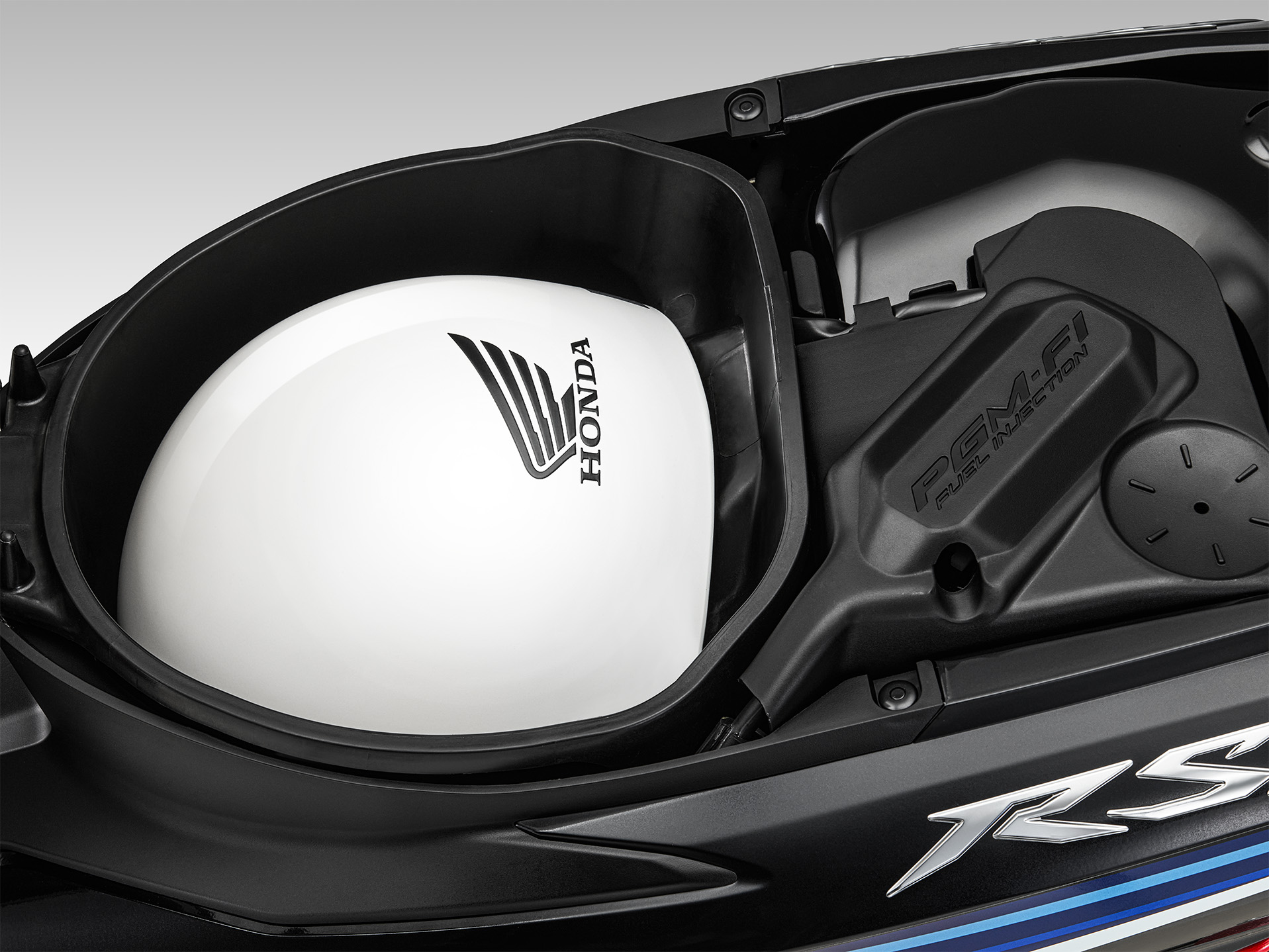 Xe máy Honda Wave RSX FI 2026 ra mắt: Thêm màu mới, giá không đổi- Ảnh 9.