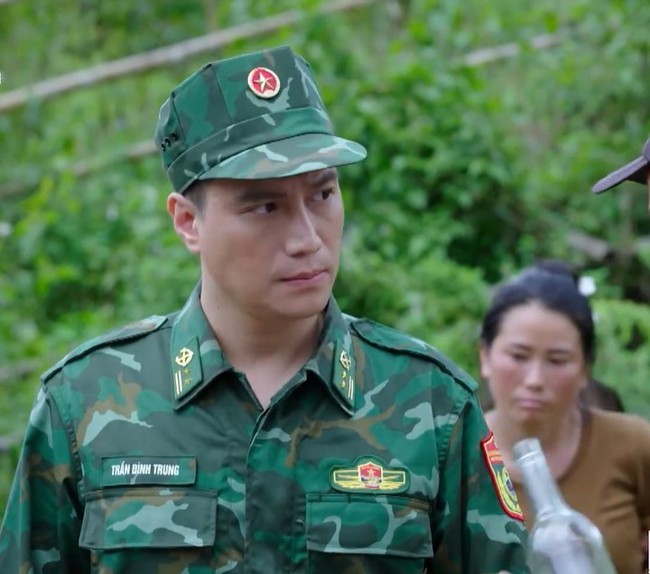 10 lần phim Việt chọn sai nam chính: Mạnh Trường vừa thô vừa sến, hạng 1 ai xem cũng thấy xấu hổ giùm- Ảnh 2.