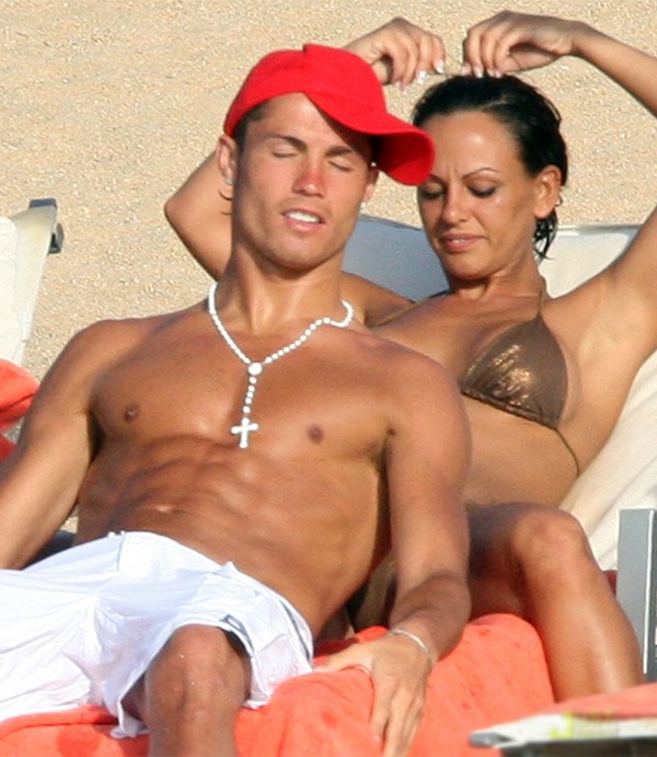 Tình sử thị phi của Ronaldo trước khi đính hôn- Ảnh 6.