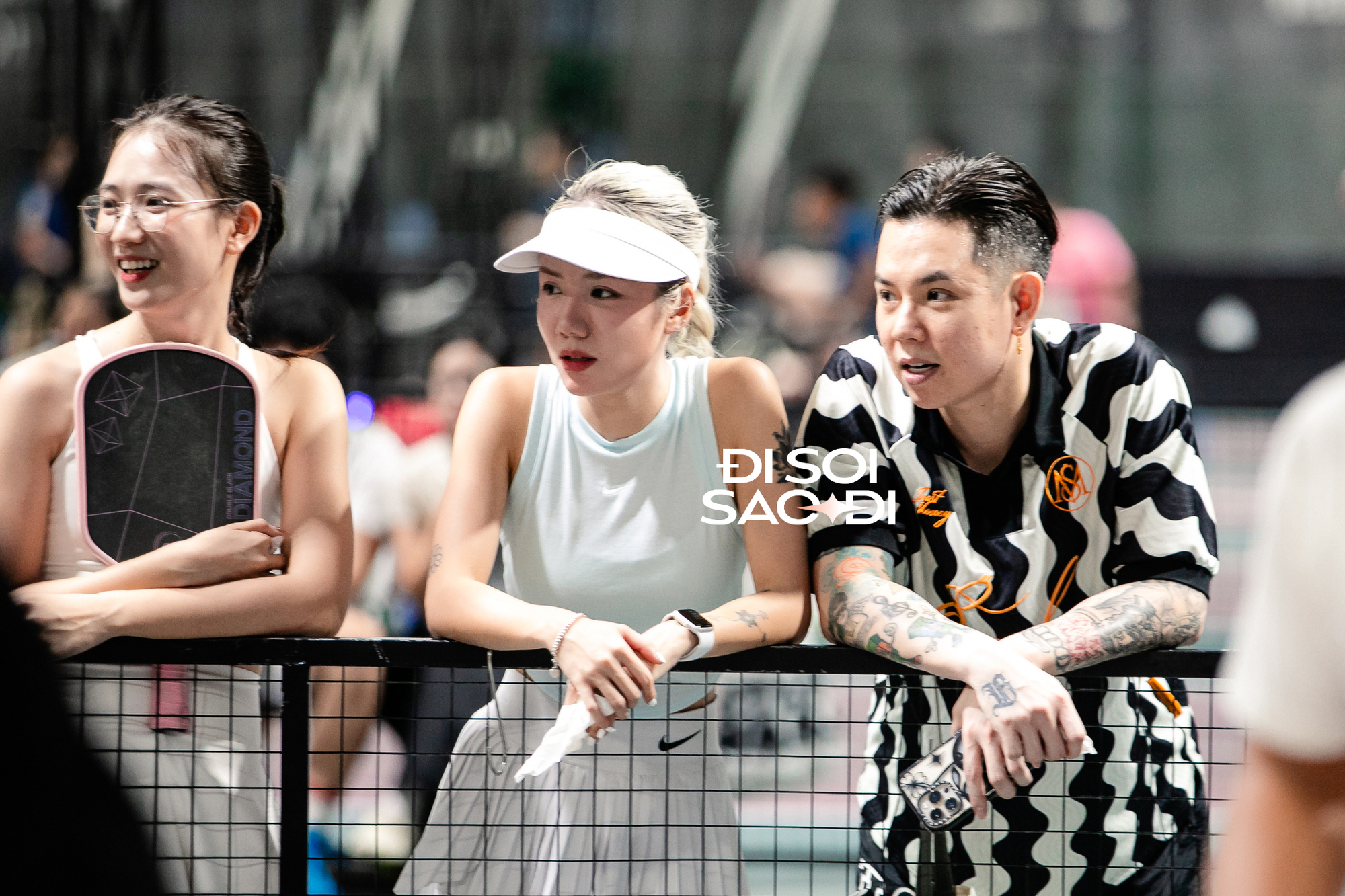 Em xinh Phương Ly khoe body nóng bỏng trên sân khấu, vào sân pickleball lại thành Em xinh Phương Ly khoe body nóng bỏng trên sân khấu, vào sân pickleball lại thành