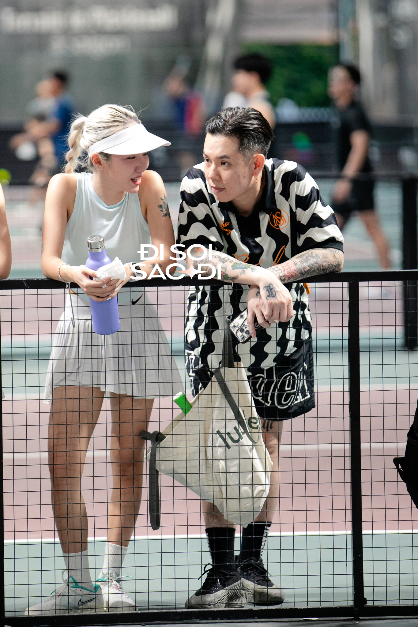 Em xinh Phương Ly khoe body nóng bỏng trên sân khấu, vào sân pickleball lại thành Em xinh Phương Ly khoe body nóng bỏng trên sân khấu, vào sân pickleball lại thành