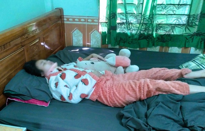 Hoãn xét xử vụ 6 nữ sinh "đánh hội đồng" nữ sinh lớp 11 gãy đốt sống cổ- Ảnh 1.