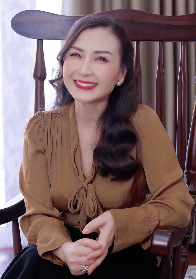 Việt Nam tìm đâu ra mỹ nhân thứ 2 đẹp như cả dàn minh tinh châu Á cộng lại thế này, nhan sắc trời sinh thống trị mọi ánh nhìn- Ảnh 4.