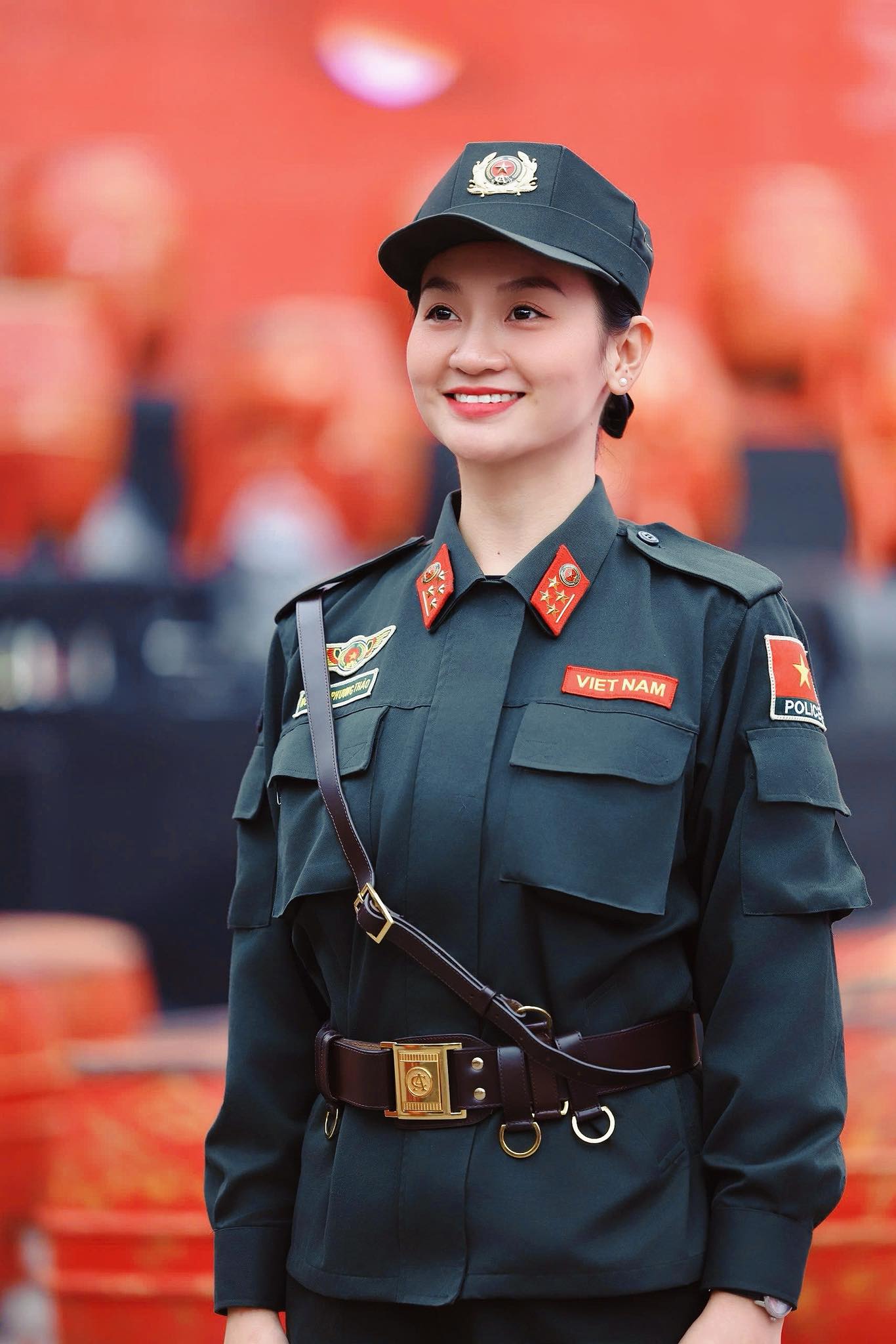 Đại uý Công an xinh đẹp, giỏi võ quật ngã "quái xế" ở Hồ Gươm: Tôi vẫn còn độc thân- Ảnh 3.