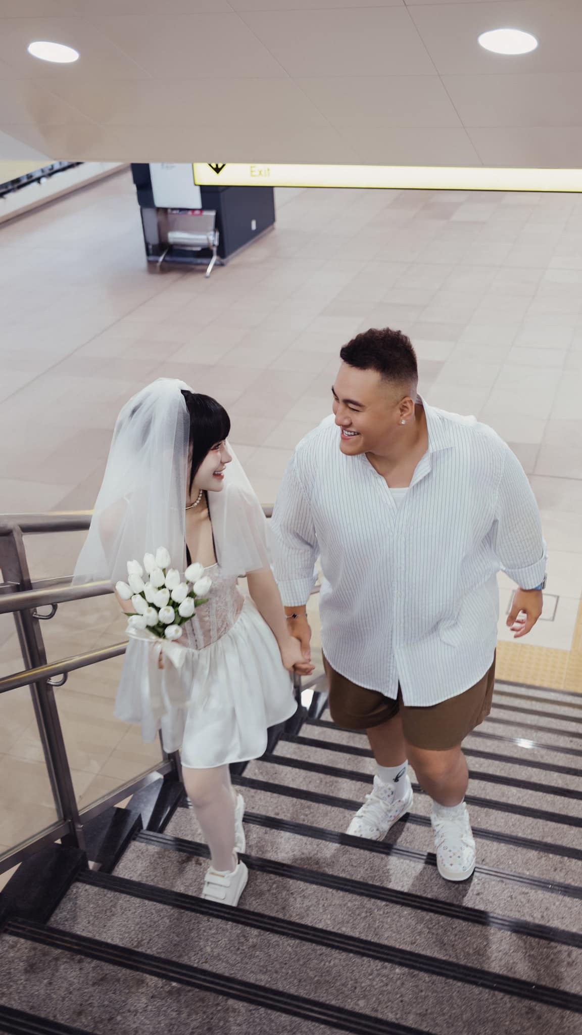 Cho người lạ số điện thoại, cô gái "bóc trúng sít rịt" thiếu gia con chủ tịch Sài thành, cưới về mới bất ngờ hơn nữa- Ảnh 4.