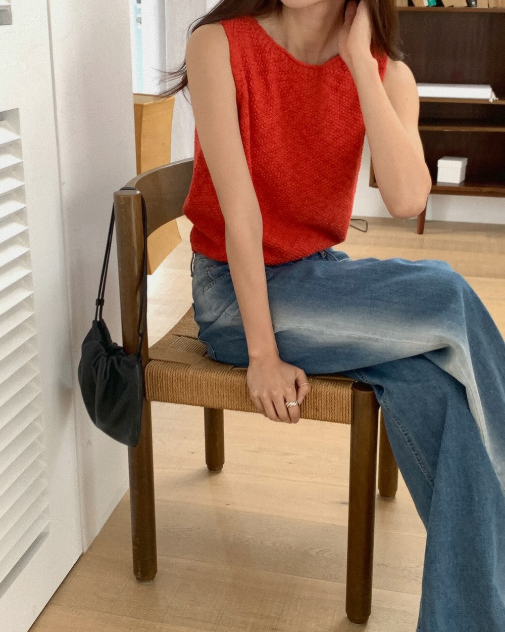 4 mẫu áo mùa thu sành điệu nhất để phối cùng quần jeans- Ảnh 5.