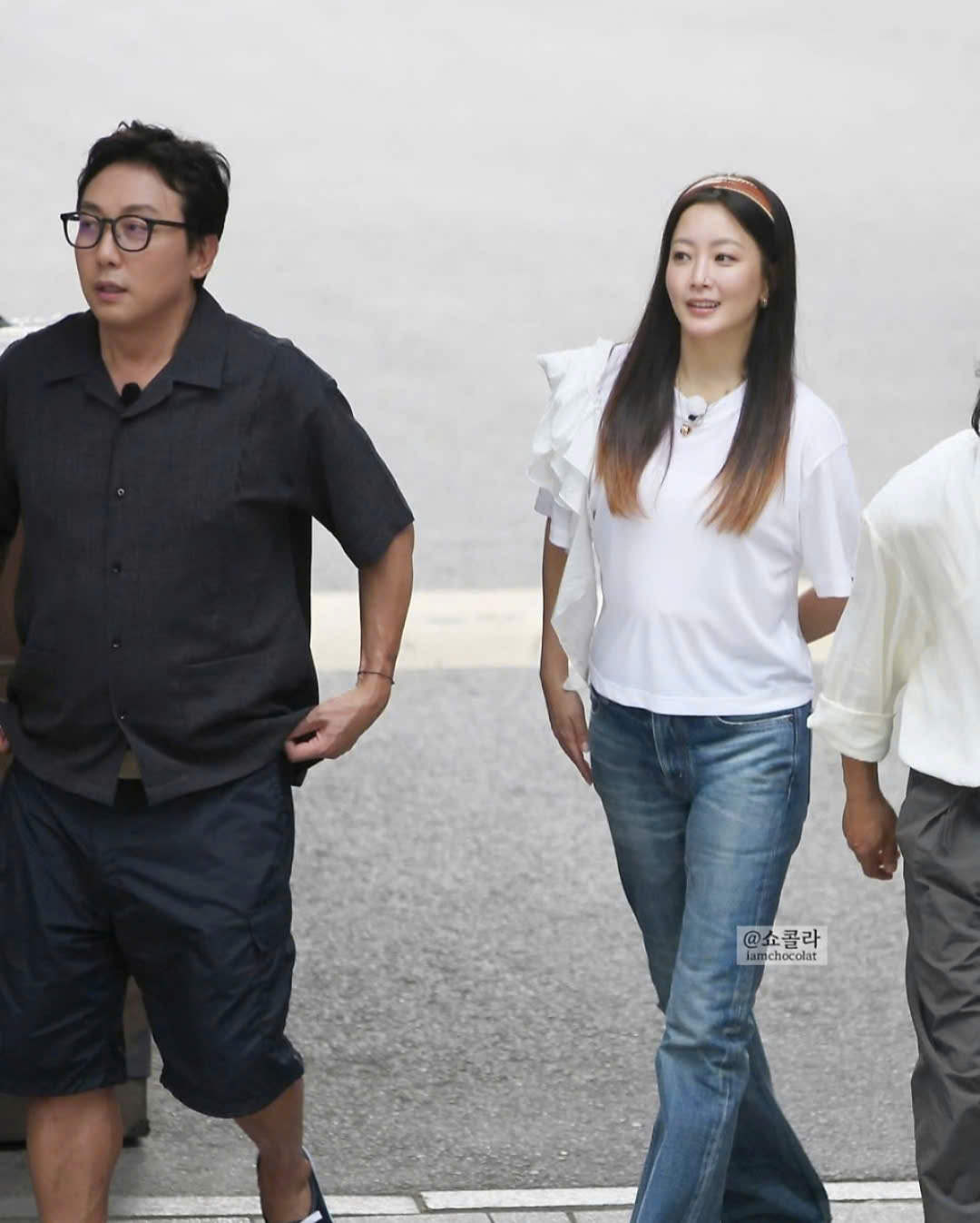 Netizen Hàn choáng trước băng đô của Kim Hee Sun, trông đơn giản mà có giá tận 22 triệu đồng- Ảnh 8.