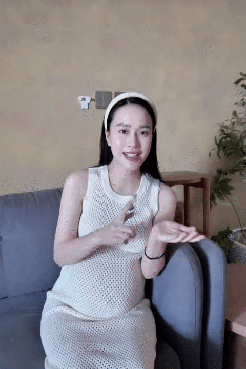 MC Ngô Mai Phương khoe bụng phẳng lỳ sau 20 ngày sinh con, mẹ bỉm vào "xin vía" lia lịa: Hóa ra 2 lần bầu bí, cô đều duy trì thói quen này- Ảnh 10.