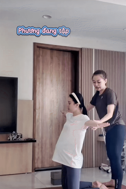MC Ngô Mai Phương khoe bụng phẳng lỳ sau 20 ngày sinh con, mẹ bỉm vào "xin vía" lia lịa: Hóa ra 2 lần bầu bí, cô đều duy trì thói quen này- Ảnh 15.