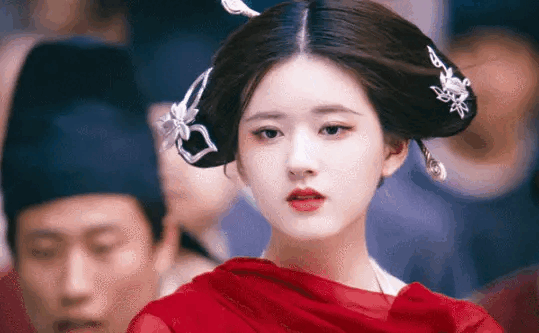 4 bộ phim đánh dấu thời kỳ đỉnh cao nhan sắc của Triệu Lộ Tư, có lần còn đẹp hơn cả Địch Lệ Nhiệt Ba- Ảnh 2.