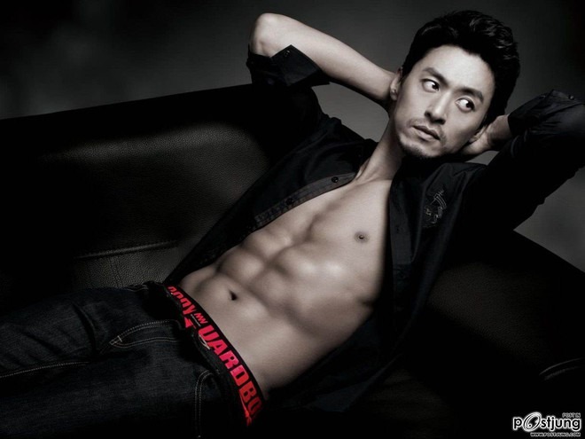 Chấn động showbiz Hàn: Jang Dong Gun và bạn thân bị rò rỉ 700 tin nhắn mua dâm, mở tiệc thác loạn- Ảnh 2.