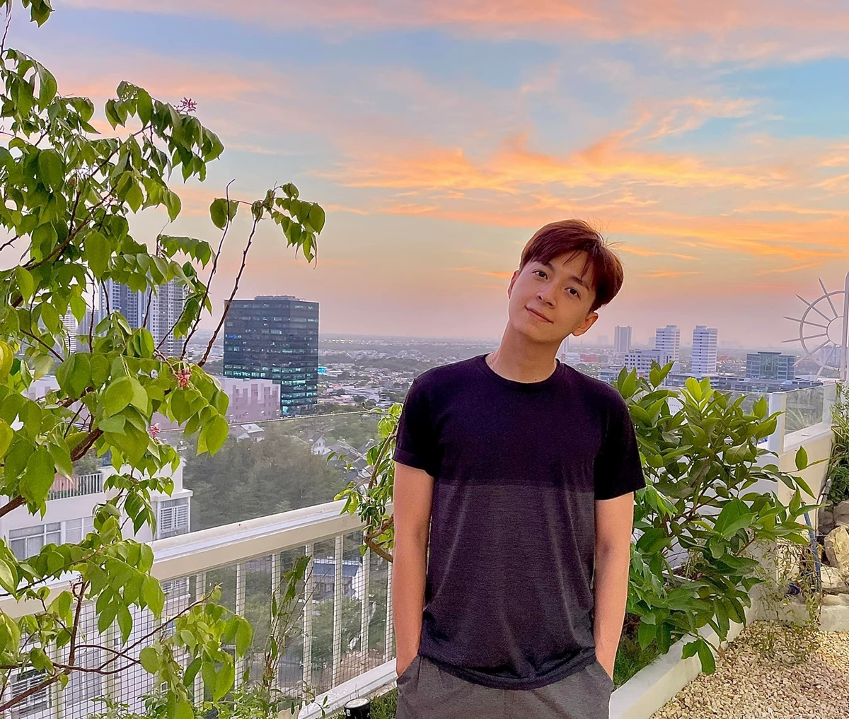 Nam nghệ sĩ sở hữu mỗi quận 2 căn nhà: “Phú ông” showbiz Việt, 23 tuổi có con, U40 siêu giàu, chưa vợ- Ảnh 4.