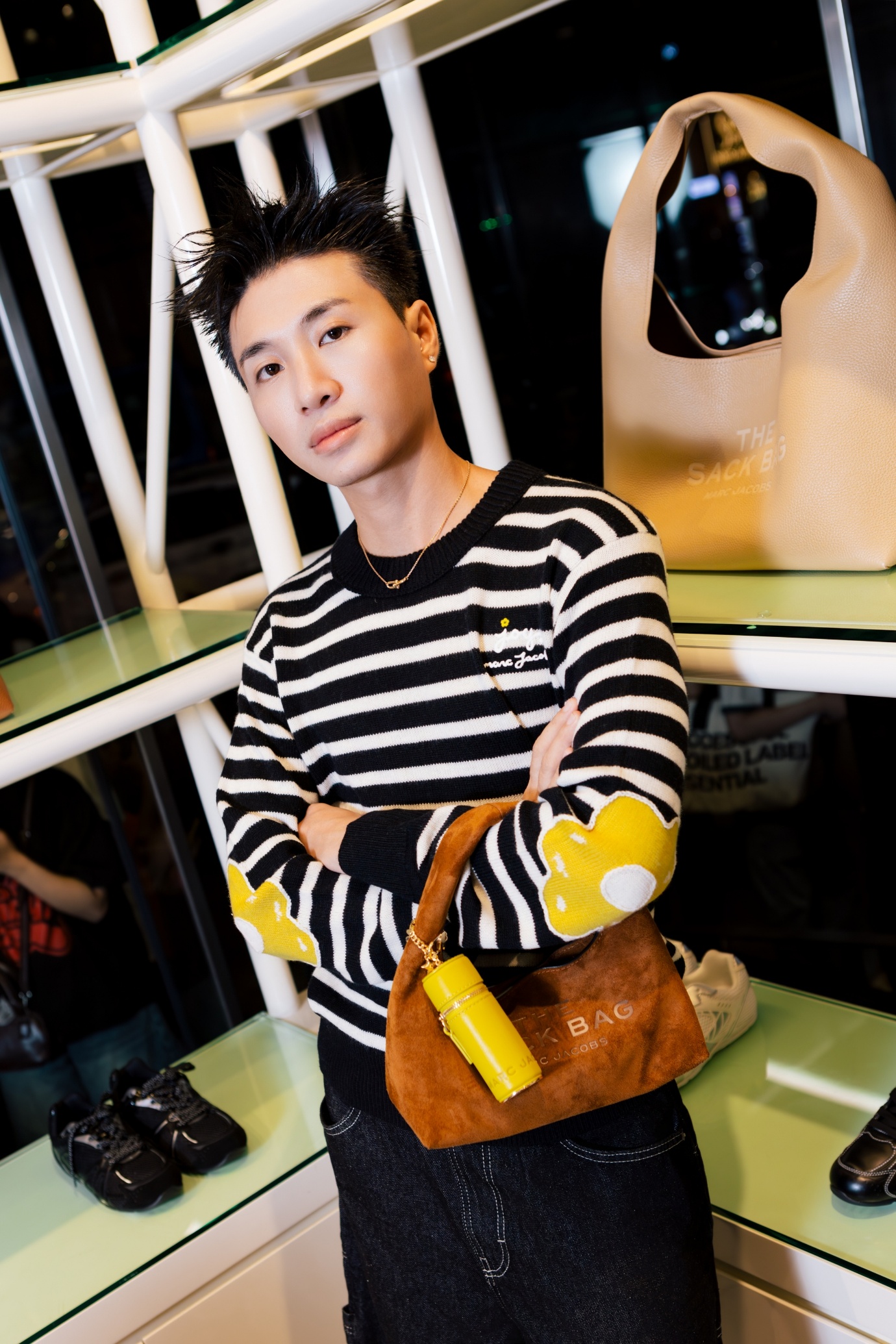 Marc Jacobs ra mắt BST Thu - Đông 2025, KOLs Việt góp vui- Ảnh 6.