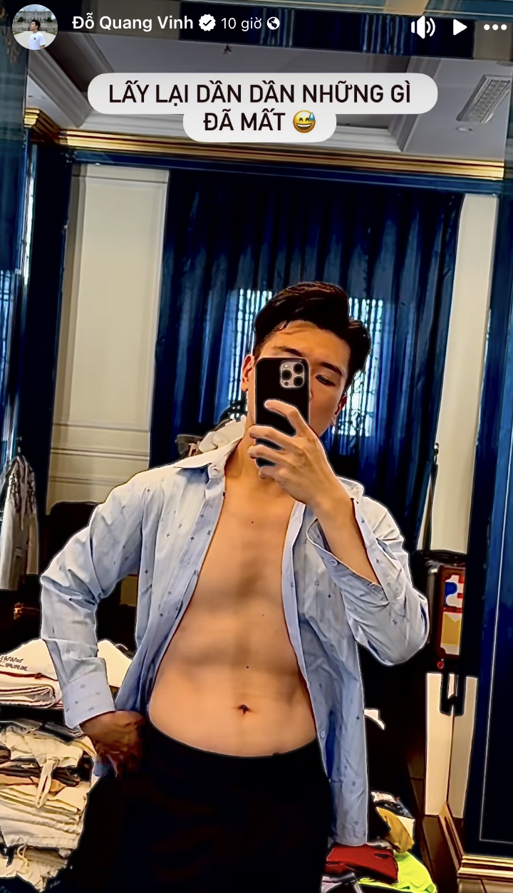 "Bố đơn thân nghìn tỷ" nhà bầu Hiển khoe body 6 múi cực phẩm, vibe khác hẳn lúc chăm con- Ảnh 1.