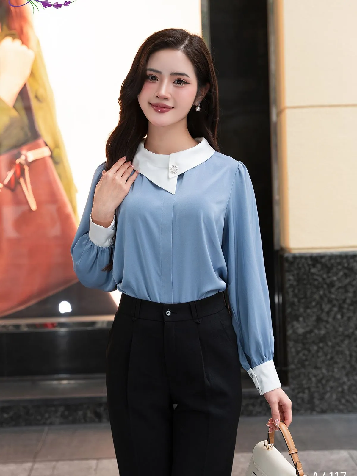 Phương Oanh thăng hạng phong cách, có cả loạt set đồ công sở đẹp mê trong phim mới- Ảnh 11.