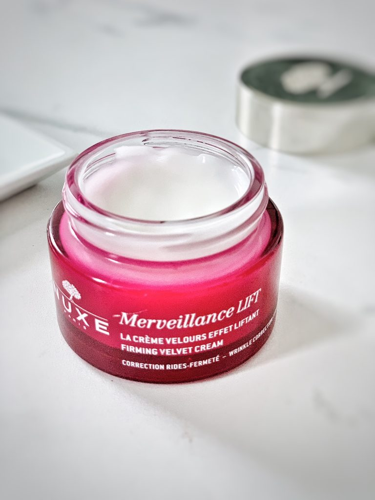Làm 4 bước massage này mỗi ngày, da căng mướt mịn màng như dùng serum đắt tiền- Ảnh 9.