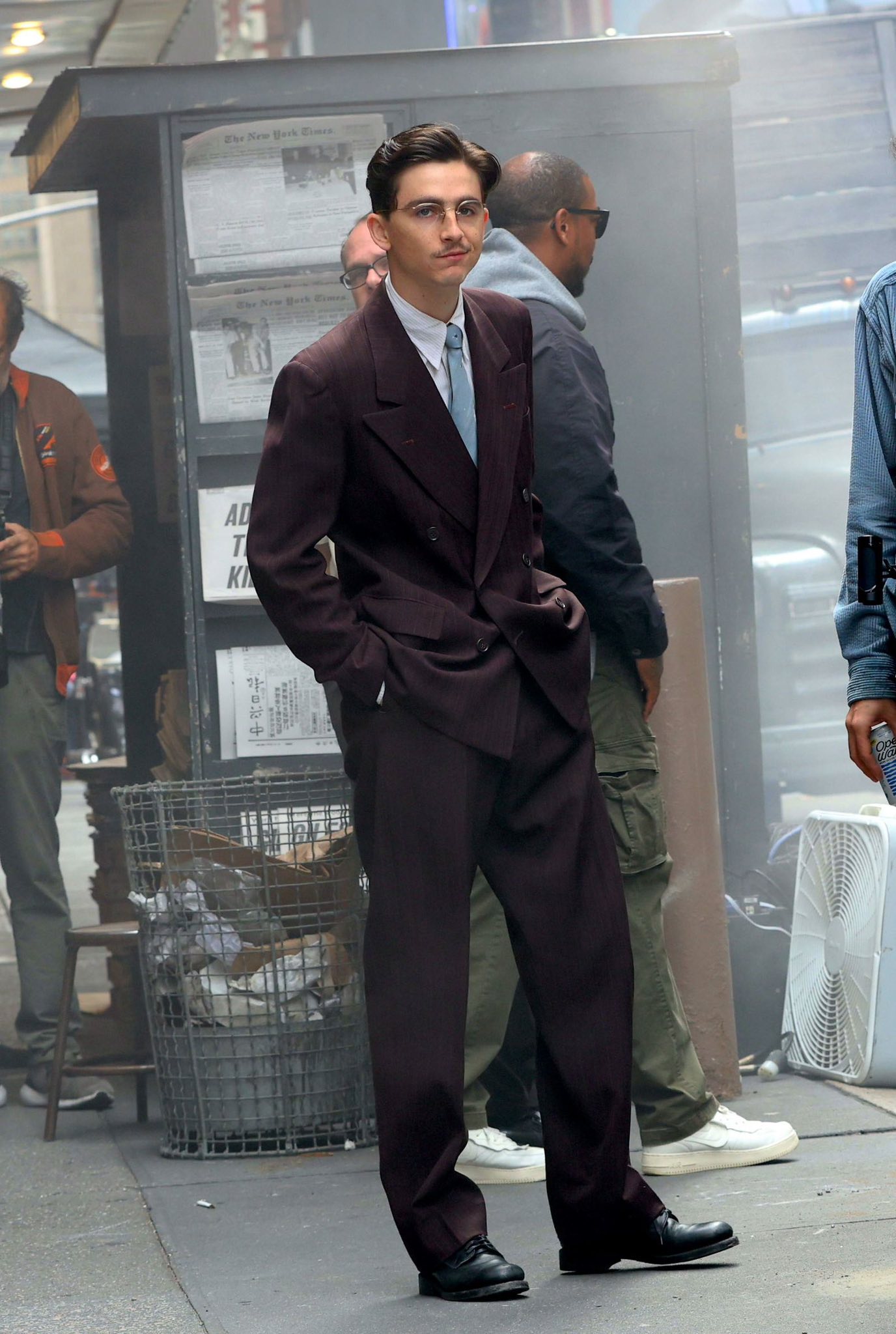 24 triệu người không tin đây là Timothée Chalamet, mỹ nam đẹp trai nhất thế giới làm sao thế này?- Ảnh 2.
