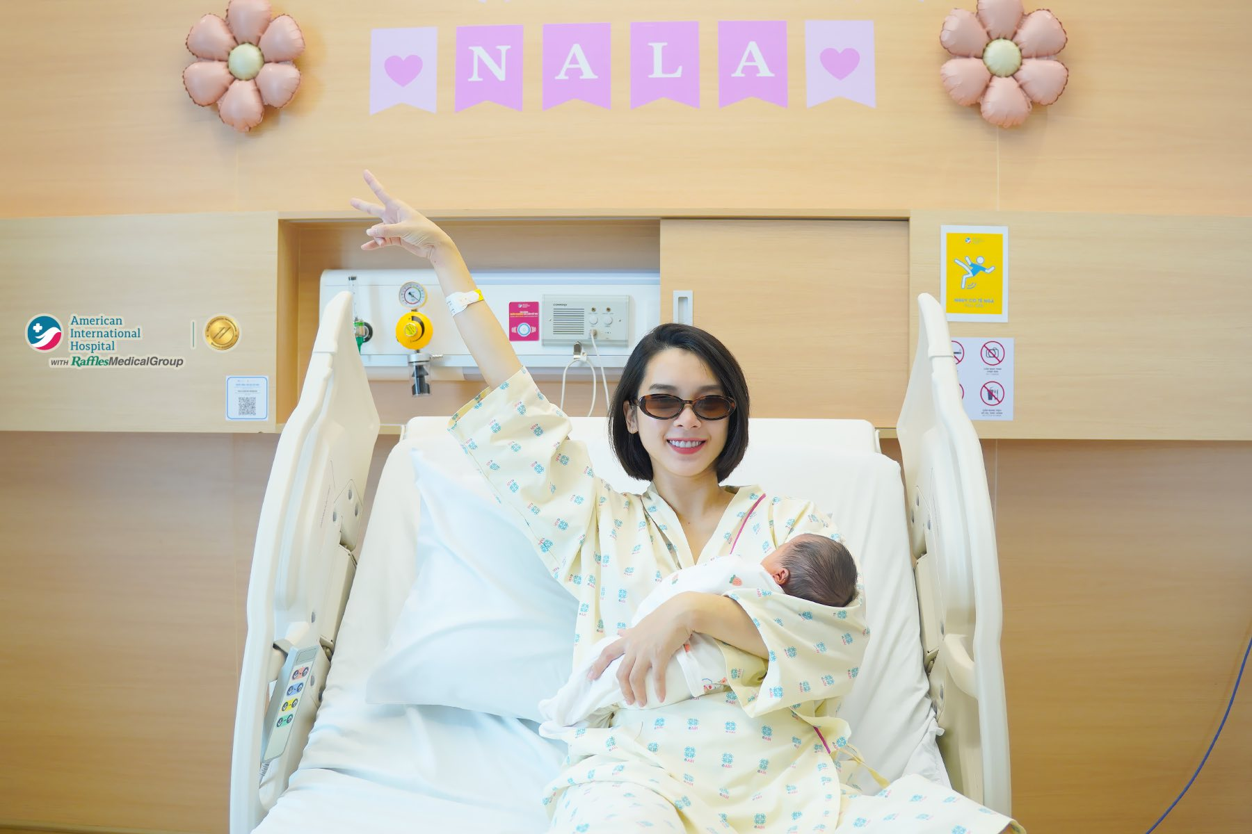 4 cô công chúa nhỏ tuổi Ất Tỵ: Vừa cất tiếng khóc đã là 