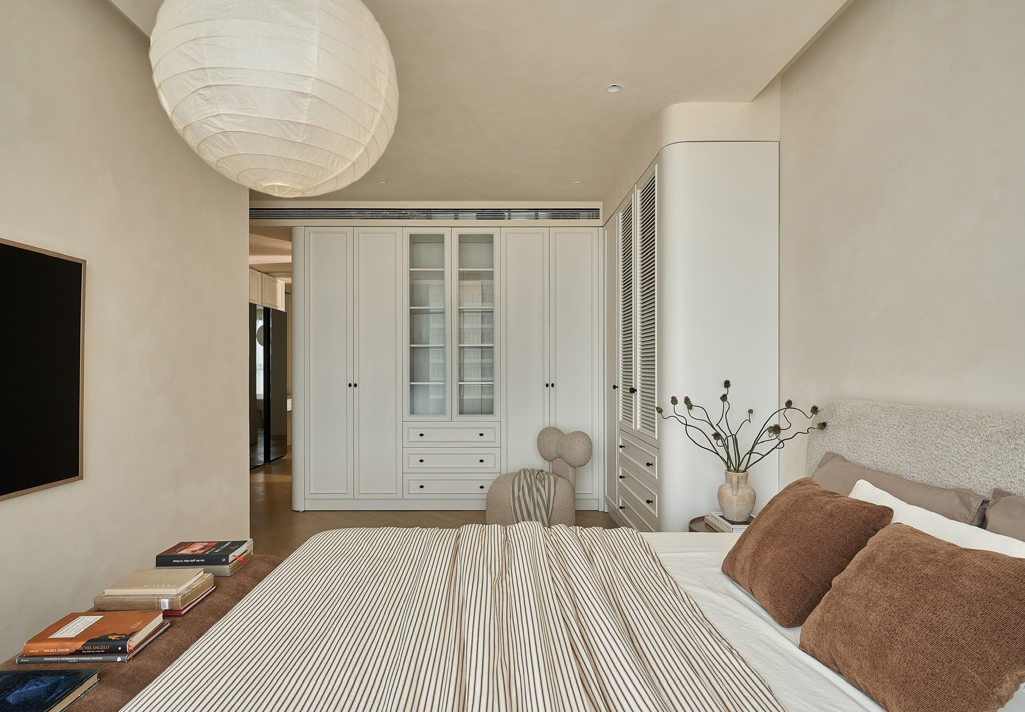 Vợ chồng BTV hot nhất truyền hình Việt khoe tổ ấm 109m² đẹp không góc chết, vừa nhìn đã biết chủ nhân "out trình" thẩm mỹ- Ảnh 19.