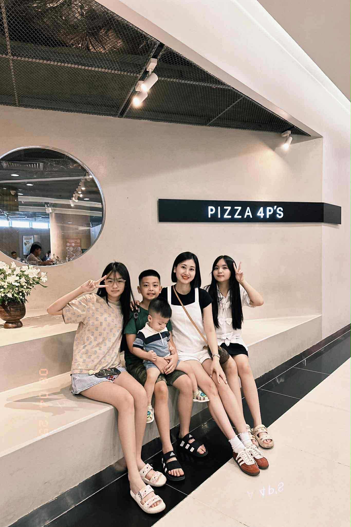 Nhìn cảnh anh trai 12 tuổi dậy trông em lúc 2 giờ sáng để mẹ được nghỉ ngơi, netizen: "Thành công lớn nhất cuộc đời là đây!"- Ảnh 8.