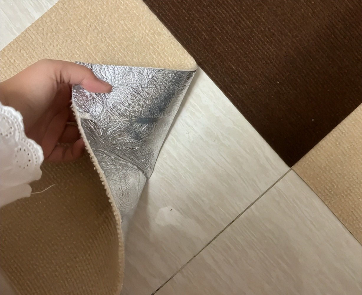 Nhà có 5 thứ này như treo 