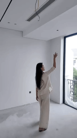 Doãn Hải My khoe cận cảnh căn biệt thự bạc tỷ bề thế sắp tân gia của Đoàn Văn Hậu- Ảnh 4.