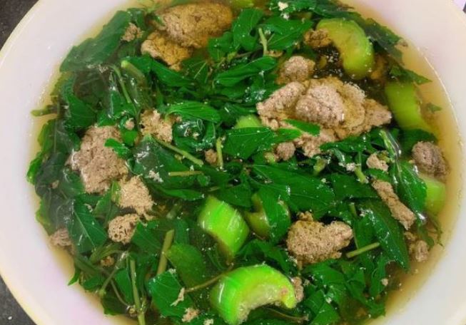 Loại rau ít "ngậm" thuốc trừ sâu nhất chợ, người Nhật "mê tít", ở Việt Nam mọc đầy bờ rào- Ảnh 3.