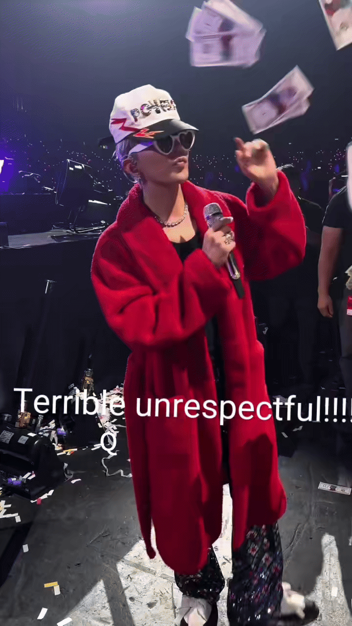 G-Dragon bị ném tiền giả vào mặt để mua vui, ý nghĩa đằng sau còn đen tối hơn thế?- Ảnh 1.