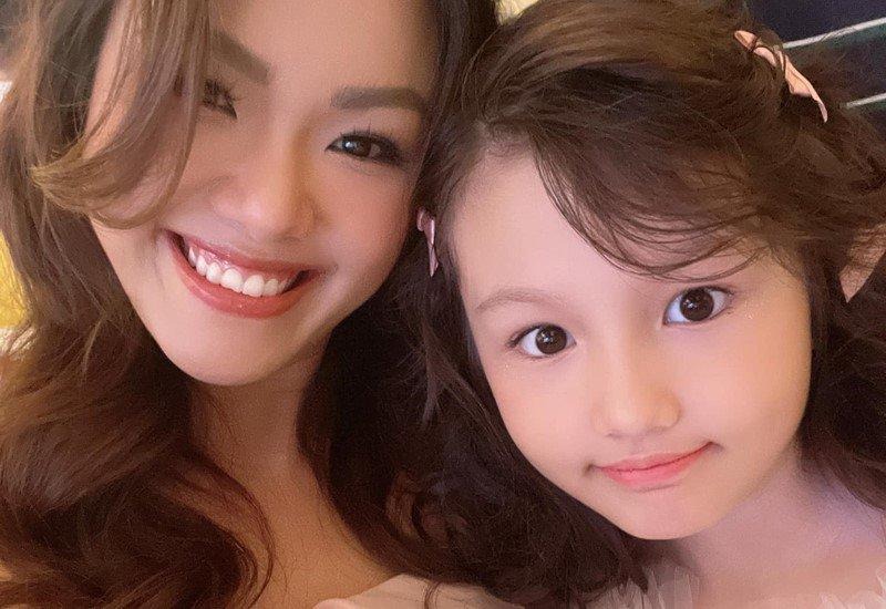 Con gái ca sĩ Phương Vy sở hữu nhan sắc lai đẹp như Hoa hậu- Ảnh 2.