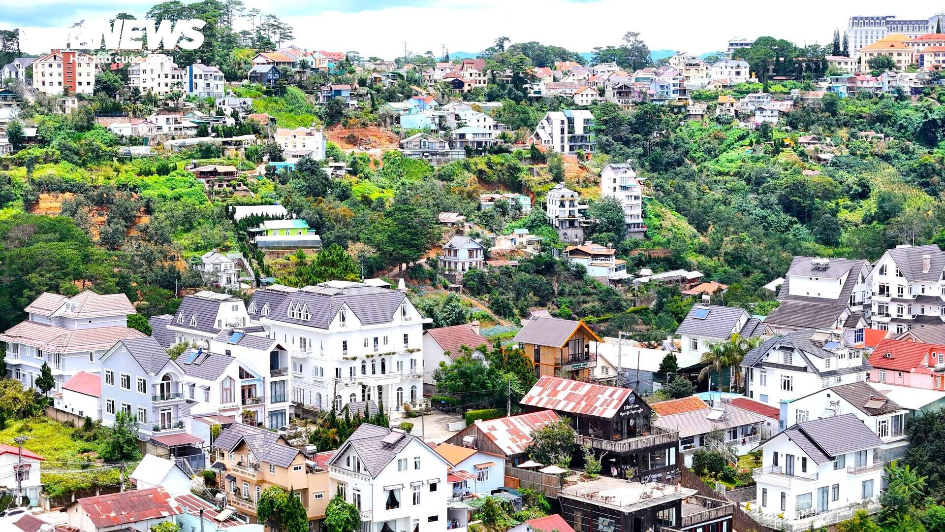 Những quán cà phê chênh vênh mùa mưa, sạt lở rình rập ở Đà Lạt- Ảnh 9.