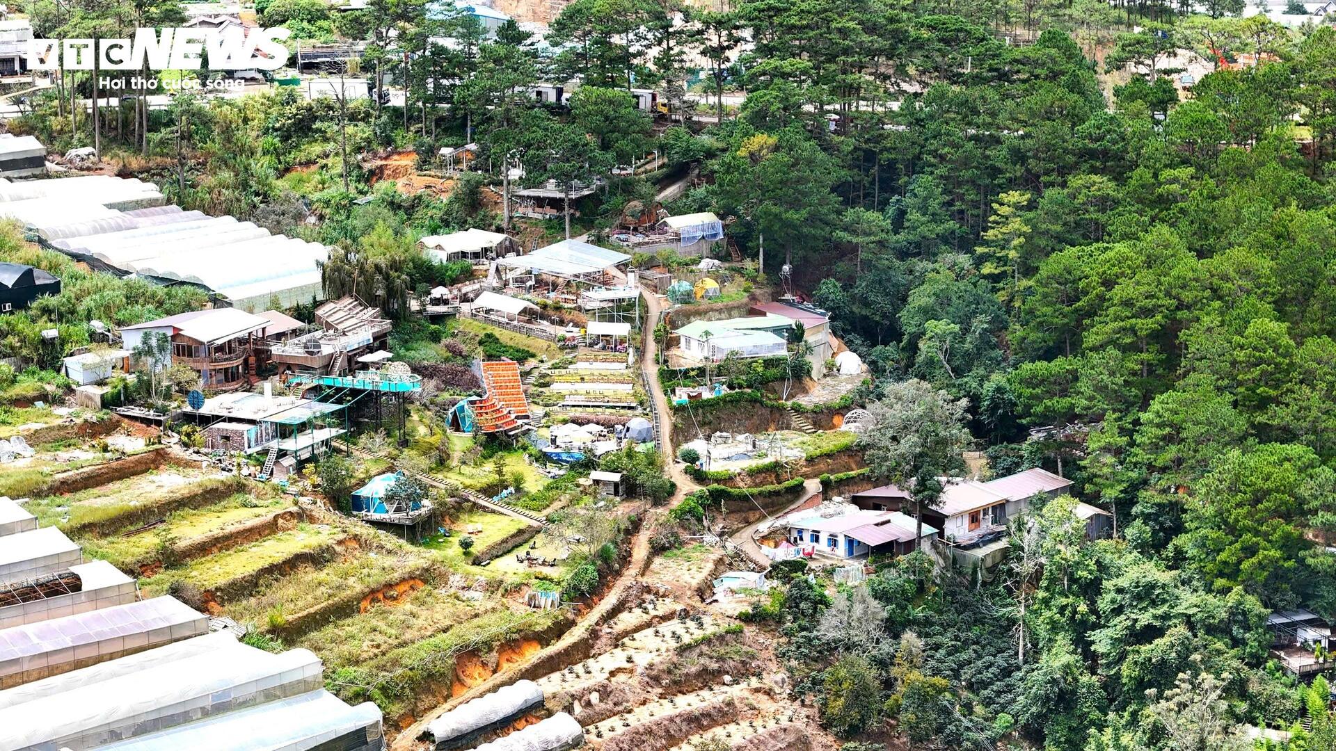 Những quán cà phê chênh vênh mùa mưa, sạt lở rình rập ở Đà Lạt- Ảnh 10.