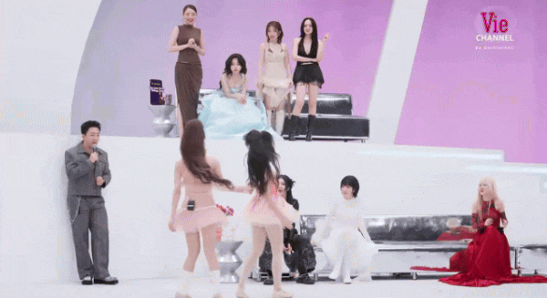 Châu Bùi “đụng hàng” Phương Ly, tương tác sượng trân sau drama “chị chị em em”- Ảnh 2.