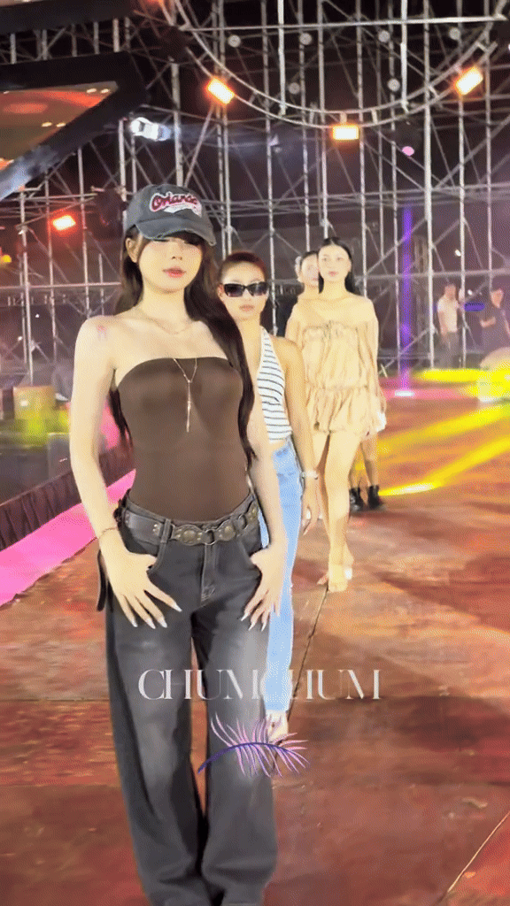 TikToker Việt diễn show thời trang: 8 triệu người theo dõi, không có nổi 1 lời khen- Ảnh 2.