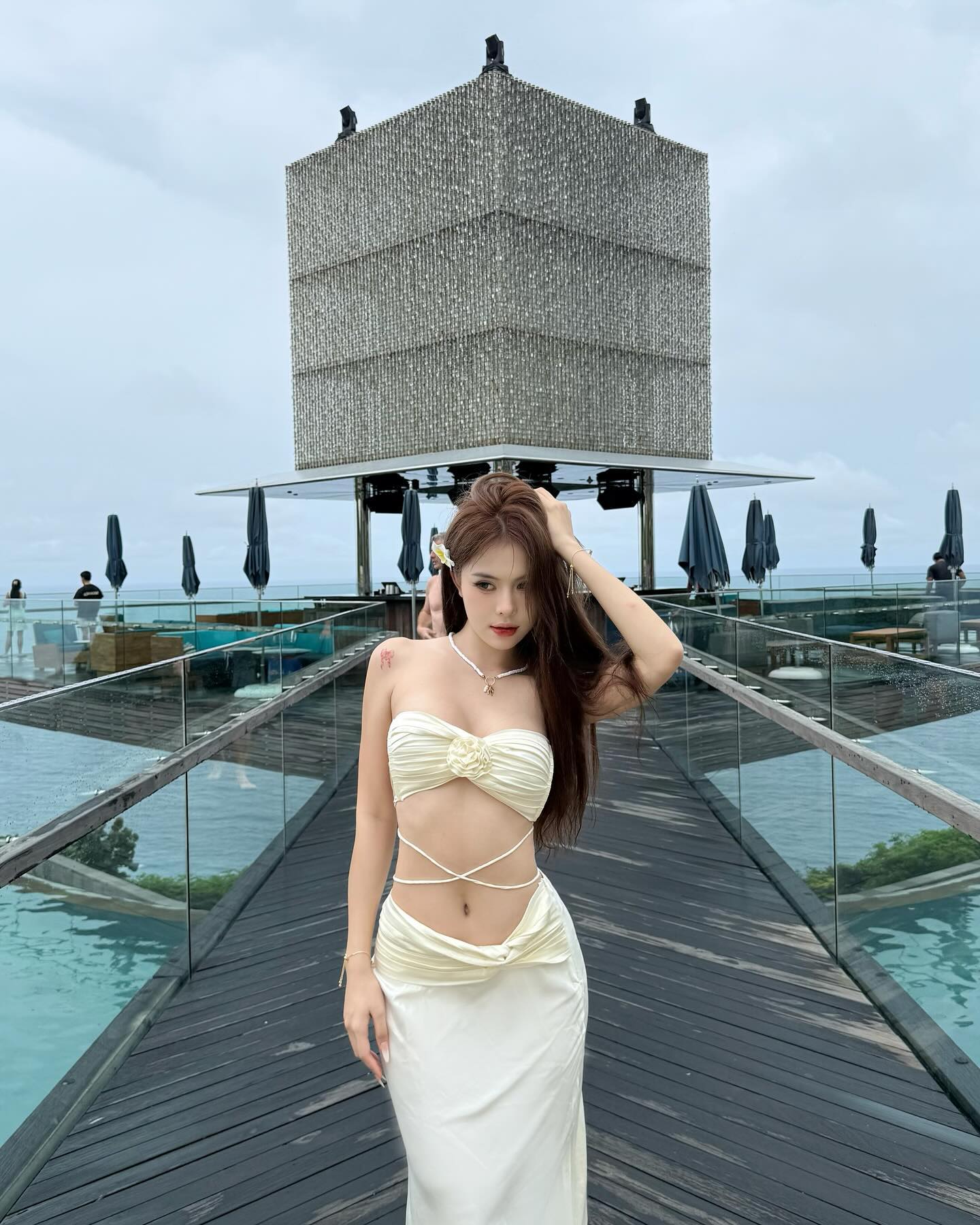 TikToker Việt diễn show thời trang: 8 triệu người theo dõi, không có nổi 1 lời khen- Ảnh 9.
